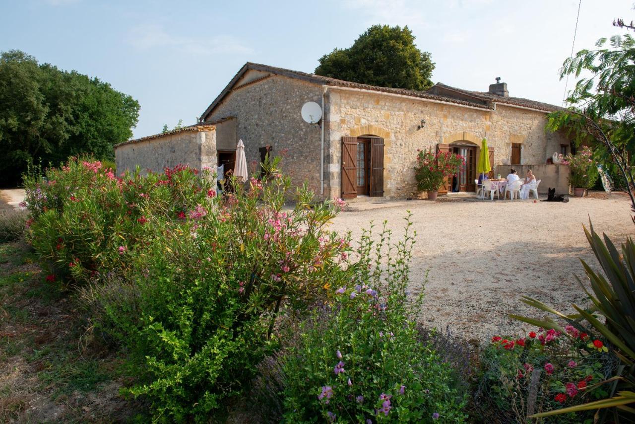 Gites De La Vaysse Vergt-de-Biron Exterior photo